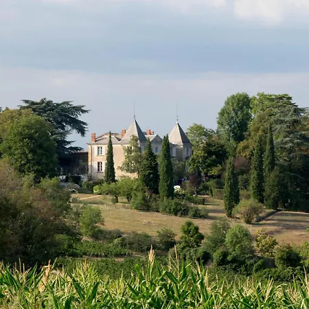 Domaine De Montclair Bed & Breakfast