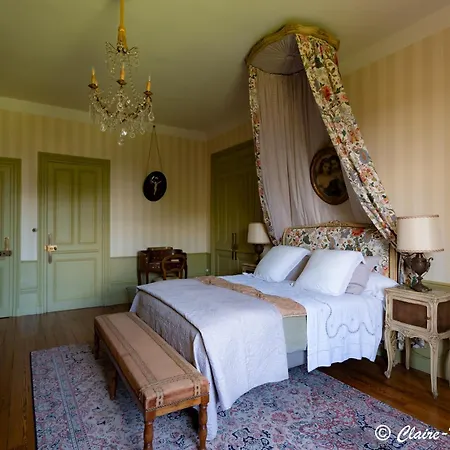 Domaine De Montclair Bed and Breakfast *