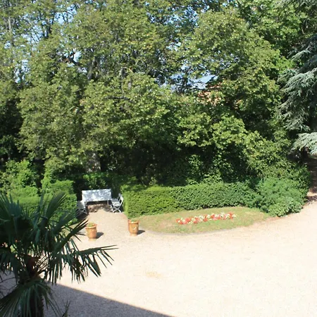 Domaine De Montclair
